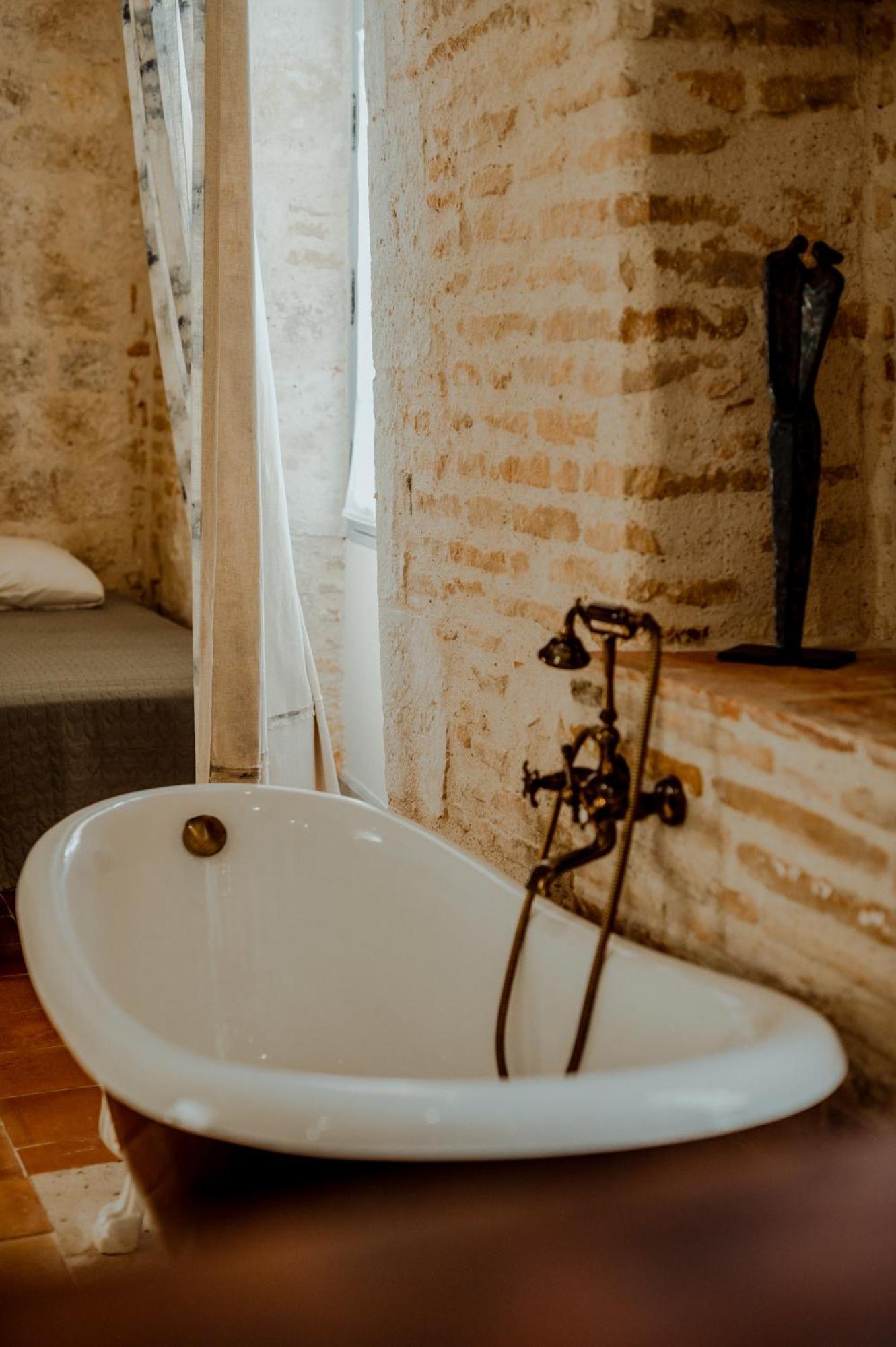 La Chambre Bleue Lauzerte Extérieur photo