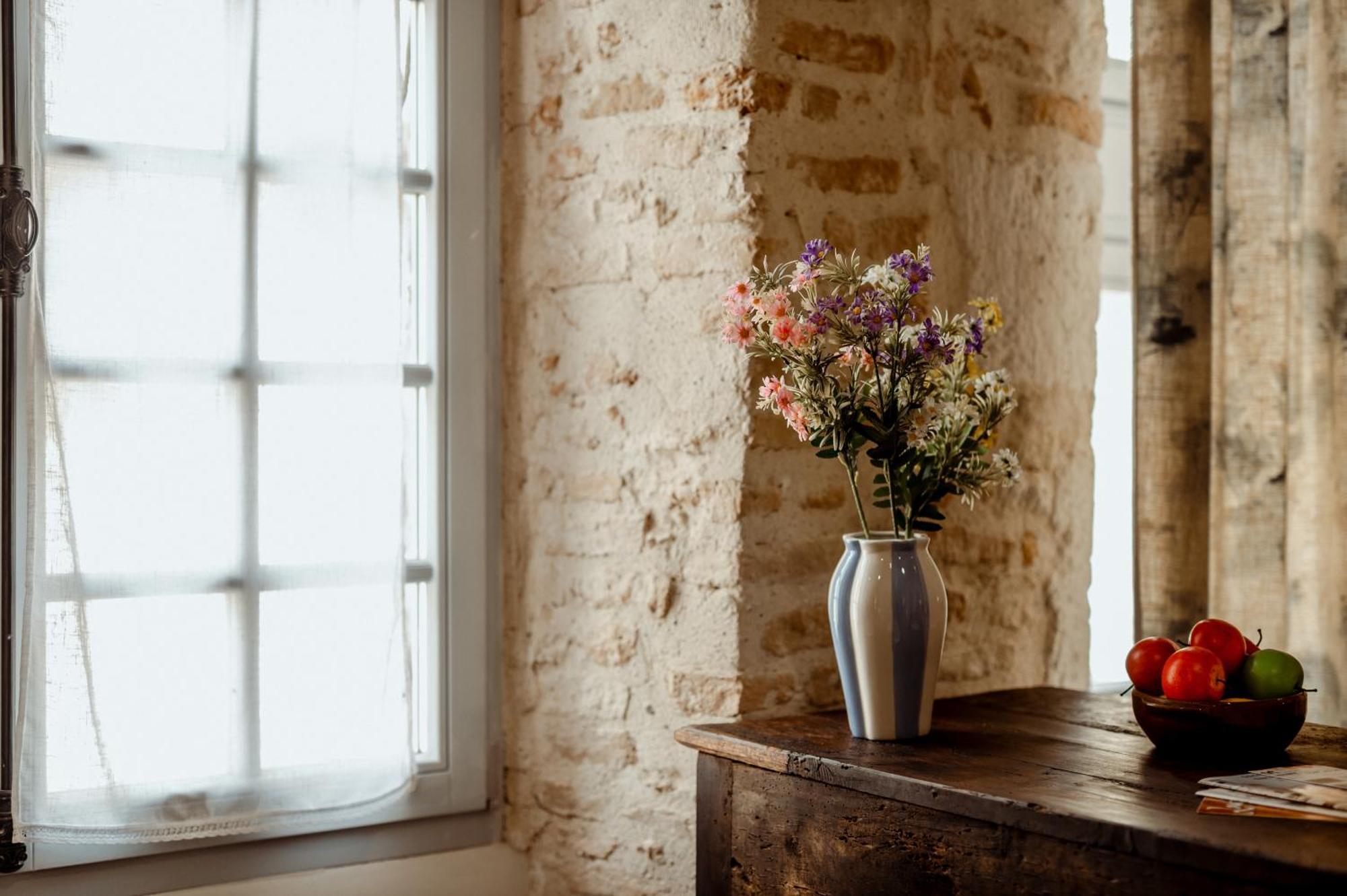 La Chambre Bleue Lauzerte Extérieur photo
